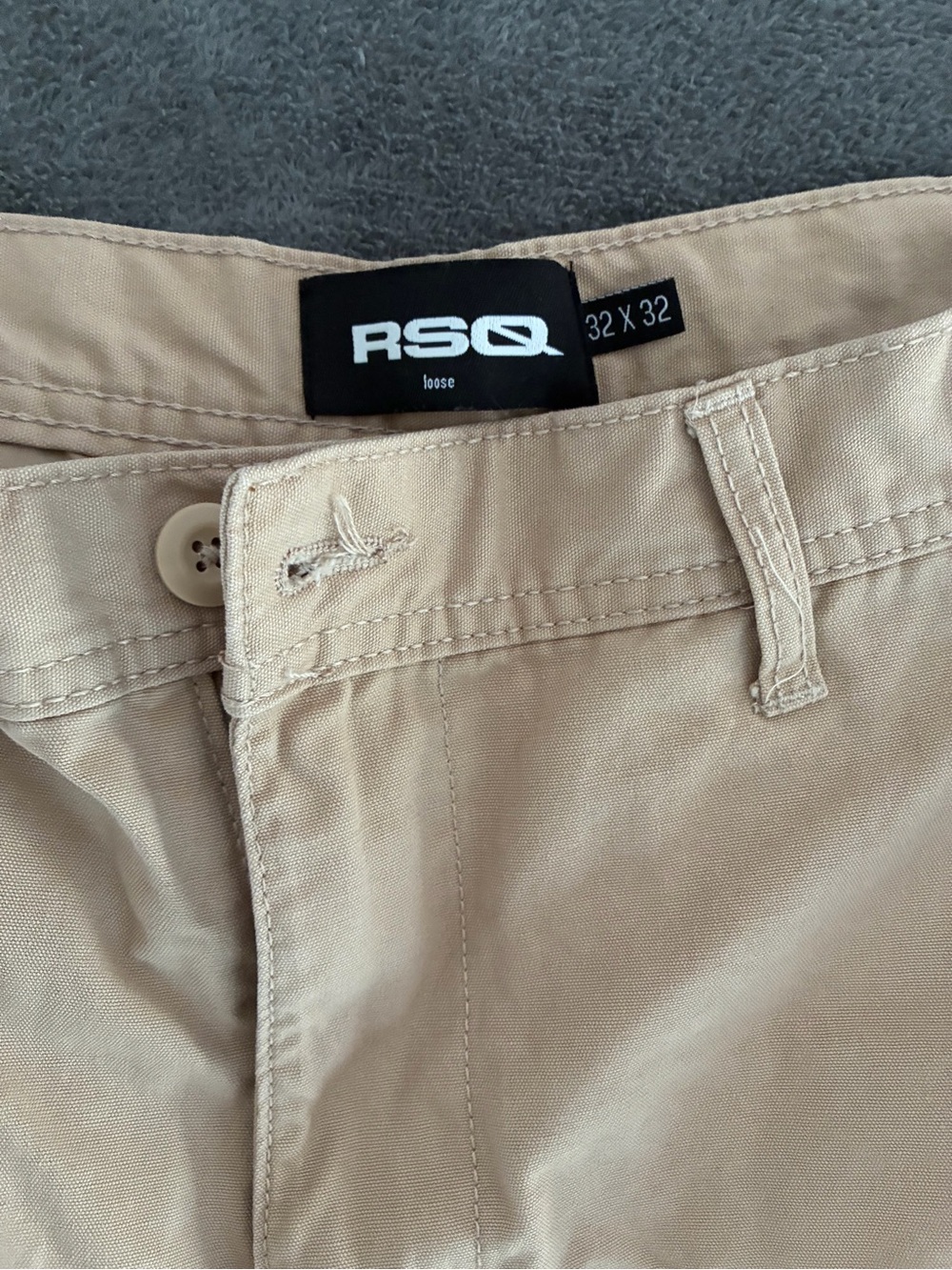 RSQ Men’s Loose-Fit Chinos in Light Tan